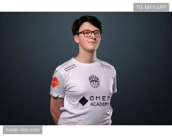 卡利亚里青训系统迎来突破，新星闪耀展现无限潜力