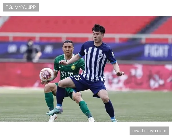 南特战术革新：精准压迫重塑比赛节奏，表现引人关注