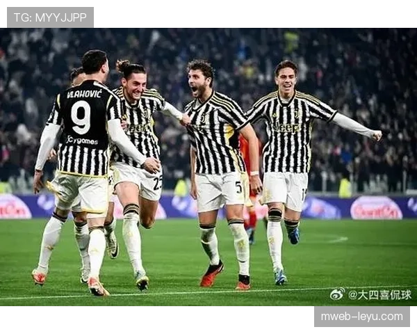 尤文图斯3-4-2-1阵型闪耀新赛季，战术革新引热议