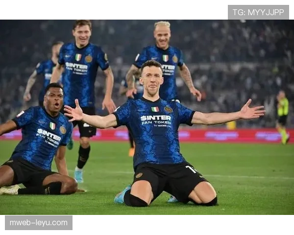 萨索洛创新防守体系引热议，稳健表现成意甲焦点