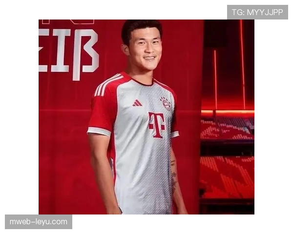 金玟哉稳健发挥助球队强势冲击德甲冠军 金玟哉稳健发挥助球队强势冲击德甲冠军