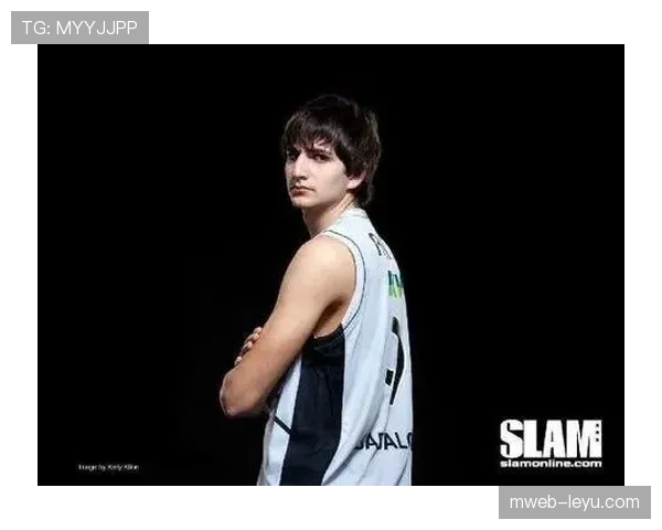 捷克外流天才闪耀国际赛场，新一代足球明星冉冉升起